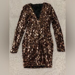Brand 🆕 (without tags)Sequin dress rose gold Size Small
